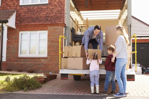 Moving truck service for local homes in Maidavale