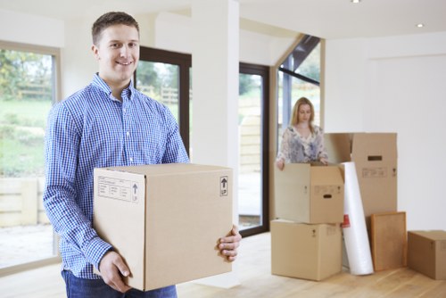 Packing and loading support for Maidavale man with van removals