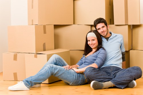 House removalists working in Maidavale with moving truck and residential home